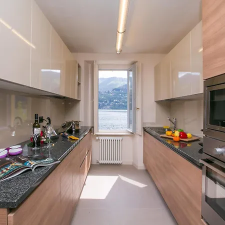 Laglio Deluxe Apartment Carate Urio